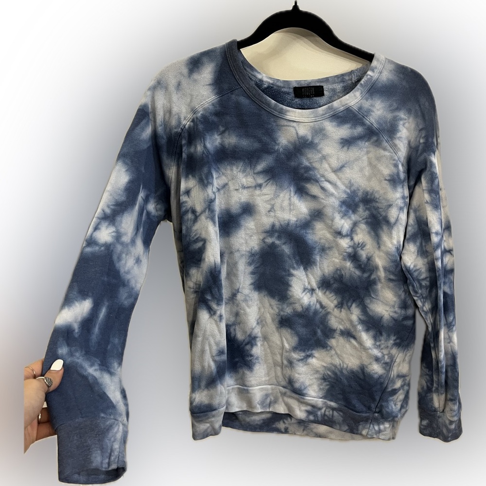 Modern Canvas Blue Tie-Dye Women's Sweatshirt